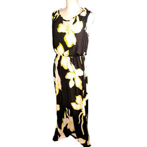 SPRING SALE! GORGEOUS - SEXY-Flirty Sangria maxi size 10 dress Gold accents
